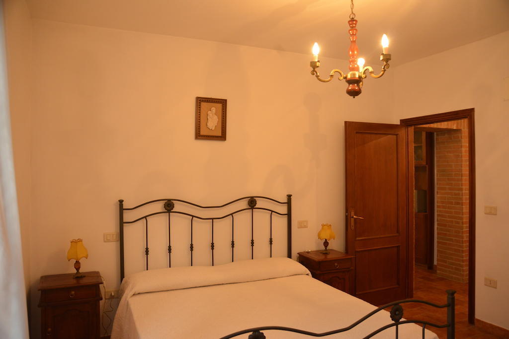 Agriturismo Antica Riserva Castiglione del Lago Habitación foto